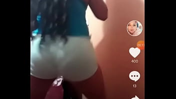 Preview 3 of Nastya Masha - Mueve el culazo bien rico y se le ve la tanga
