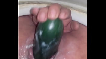 Preview 1 of Show Vidoe - cuarenteneando a solas con mi pepino 3