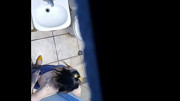 Preview 2 of Group Gays - Bathroom  spy