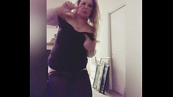 Preview 4 of Ges Presentation - Fuck you kiss my ass. Pay me lol