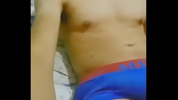 Preview 1 of Busty Cd Playing - De cueca mostrando o corpo