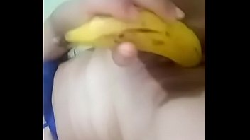 Preview 4 of Sex Perempuan Keluar Air Mani - Catherine Osorio playing with Banana