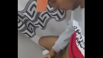 Preview 2 of Candid Volleyball Ass - Colombiano masturbandose