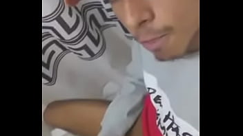 Preview 1 of Candid Volleyball Ass - Colombiano masturbandose
