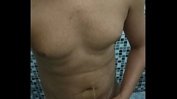 Preview 3 of Bang Bros Massage Oil - Mijando em mim