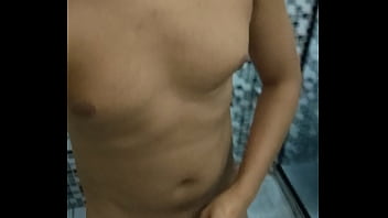 Preview 1 of Bang Bros Massage Oil - Mijando em mim
