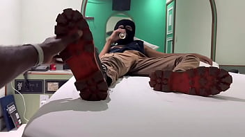 Preview 1 of Kenr Porn - Trailer - Novinho deu o cuzinho pro Neg&atilde_o
