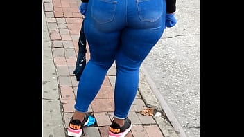 Preview 3 of Anal Lezporn - Fat Juicy Dominican Ass at the Bus Stop