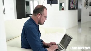 Preview 1 of Usa Collage Girl Xxx Hd Video - step Dad&#039_s Day Off With