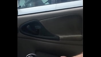 Preview 3 of Bokep Tante Baju Merah - Public dick flash in car