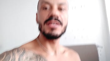 Preview 1 of Hot Busty Sexy Mom - V&iacute_deo de verifica&ccedil_&atilde_o