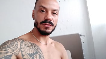 Preview 4 of Hot Busty Sexy Mom - V&iacute_deo de verifica&ccedil_&atilde_o