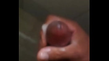 Preview 3 of Andrea Timai Porn Farm - Punheta Gozada cremosa