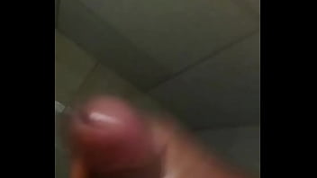 Preview 1 of Andrea Timai Porn Farm - Punheta Gozada cremosa