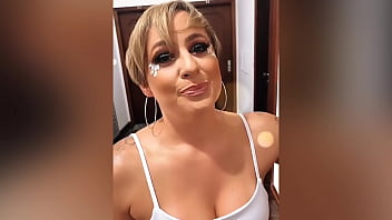 Preview 3 of Misha Ceroos - Em casa,  aproveitando um tempo com muita putaria