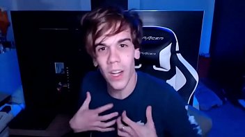 Preview 2 of Bf Argentina - Mr poladoful fudendo gostoso com o nelipe feto em carta aberta