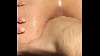 Preview 4 of Hot Bobs Xxxsex - Mi primer anal gape separando mis nalgas para que vean dentro de mi culito