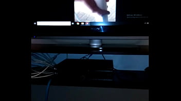 Preview 1 of Arab Xxxnxx Video Com - lechazo mientras chateo en xvideo en cuarentena