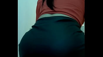 Preview 3 of Lap Dance Fake Tits - Funk | Coach Honey | Advogada de Sainha de Couro Rebolando |  #6