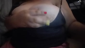 Preview 1 of Camila Big Colombian - Amiga tetona