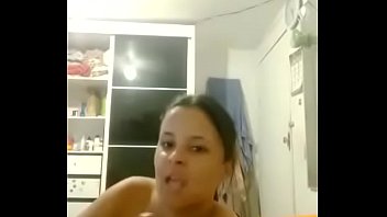 Preview 1 of Puture Hiy - Essa puta adora mamar no meu pau,  chupa  sugando