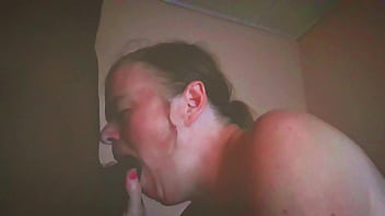 Preview 1 of Gay Men Hot Ponr - Coroa dando uma bela mamada