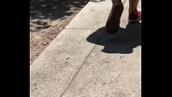 Preview 3 of Mad Dcxxx - Nalgona en short caminando por calles de la CDMX