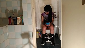 Preview 3 of Porn Fail - Sexy goth teen pee &amp_ crap while play with her phone pt1 HD