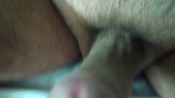 Preview 3 of Xem Phim Gai Lau Xanh U70 - Novinho gordinho peludo mostrando bolas