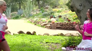Preview 1 of Sundari Xxx Video - Hot petite teenager scissors