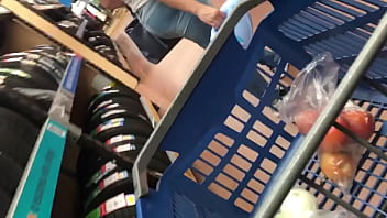 Preview 2 of Leila Larrea - Chica Walmart