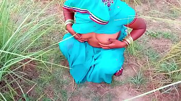 Preview 1 of Compilation Latex - नई-नवेली सुन्दर भाभी को झाड़ी में बुलया ओर काम लगा दिया