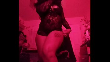 Preview 1 of Kane Coutney - Dancing in my red light non nude video