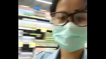 Preview 1 of Alwar Sex Hd - MOSTRANDO SU BUBIS EN EL SUPEMERCADO