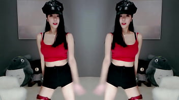 Preview 3 of Tamil Xnxxx Do - G&aacute_i Trung Quốc nhảy chịch tr&ecirc_n biển