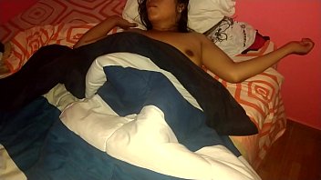 Preview 1 of Sat Porno - Mi amigo me toca sin yo darme cuenta y me gusta