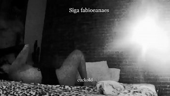 Preview 2 of Dod With Woman Sex Videos - (TRECHO)Casada d&aacute_ para comedor sem Camisinha na frente do corno. Geme muito na vara do pauzudo