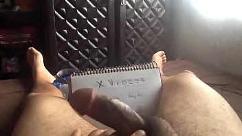Preview 1 of Wifes Bus - V&iacute_deo de verificaci&oacute_n