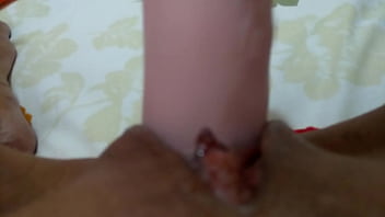 Preview 2 of Big Log Dick - Esposa brincando com consolo