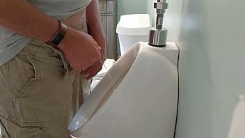 Preview 3 of Suzka Xxx Com - Urinal piss