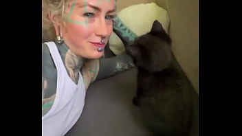 Preview 3 of Ebony Wife Fucked Front - Spending all summer taking care of kittenzZ - i miss them already but bruja its though work ...