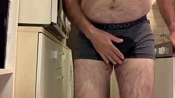 Preview 4 of Sema Naga Girl Porn - Pipi-culotte de gros-pisseur