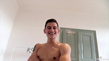 Preview 4 of Women Self Pleasuring Themselves - Amateur gay for pay cumshot - CZECH HUNTER 525