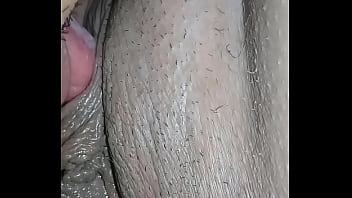 Preview 4 of Porn Mame Boy - Lambendo buceta da amiga e ela toda molhadinha