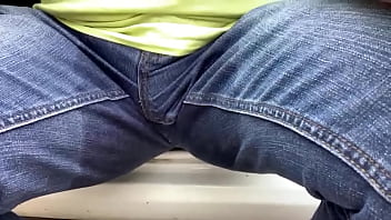 Preview 1 of Roksa Pl - Pipi-culotte de gros-pisseur