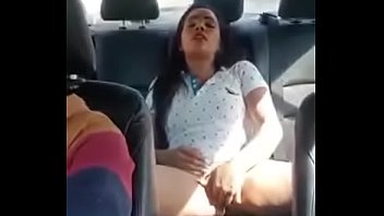 Preview 3 of Sunny Leone Ki Chut Ki Chatae - Colombiana en taxi needed for love