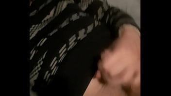 Preview 2 of She So Beautiful - Amateur cumshot
