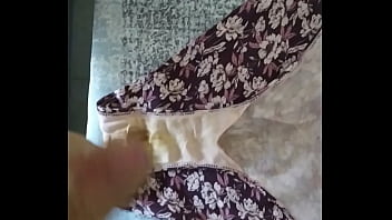 Preview 2 of A Very Small Boy Fucking - Corrida en bragas de mi mujer 110