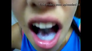 Preview 1 of Bond Xxx Videos - bebendo esperma grosso e quente