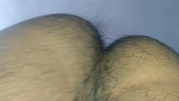 Preview 4 of Closeup Pussy Fuck Beauty - Primera vez con algo en el culo en cuarentena